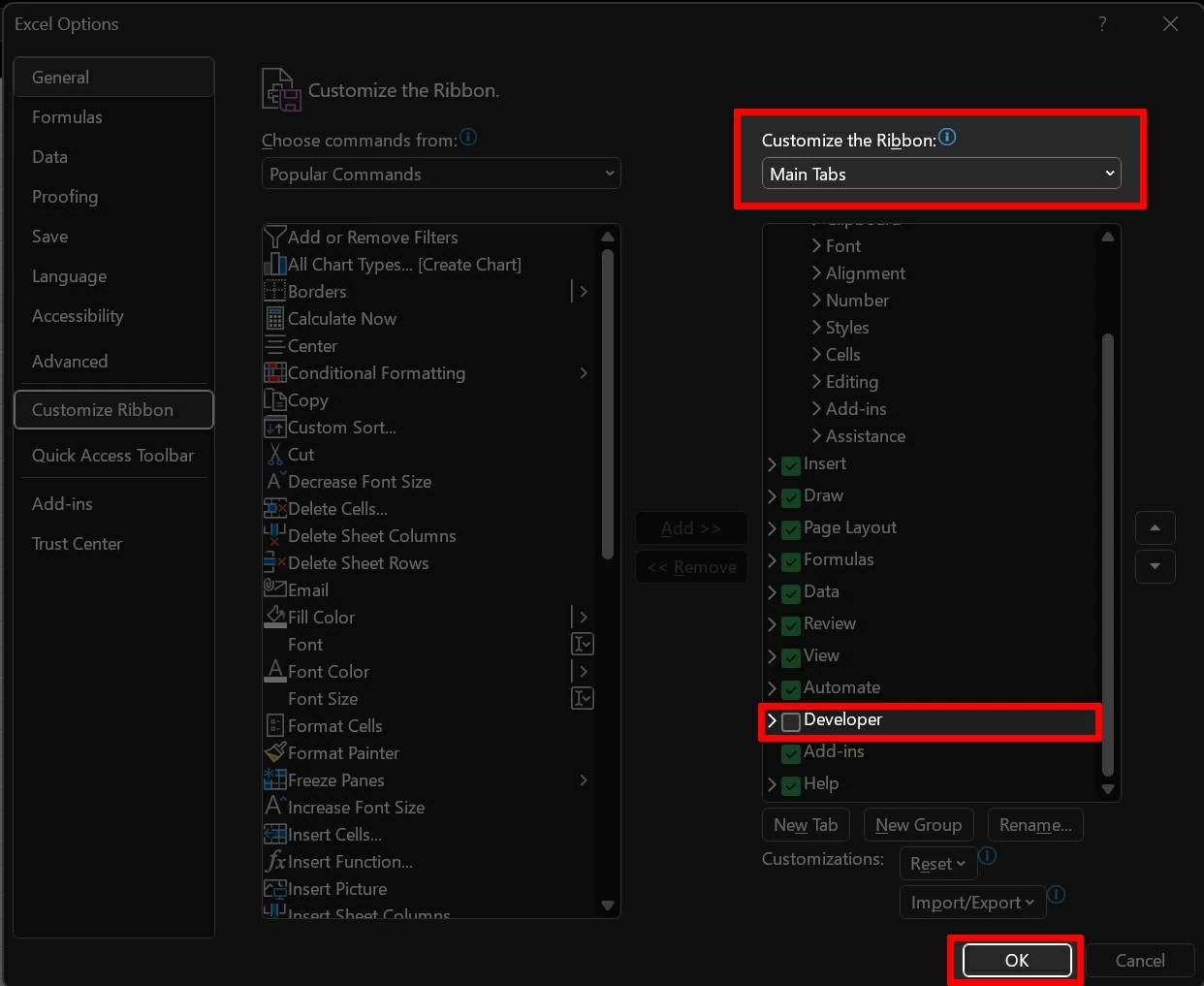 Ở phần bên phải màn hình, bạn sẽ thấy danh sách các tab có trong Ribbon. Ở phần bên phải màn hình, bạn sẽ thấy danh sách các tab có trong Ribbon.