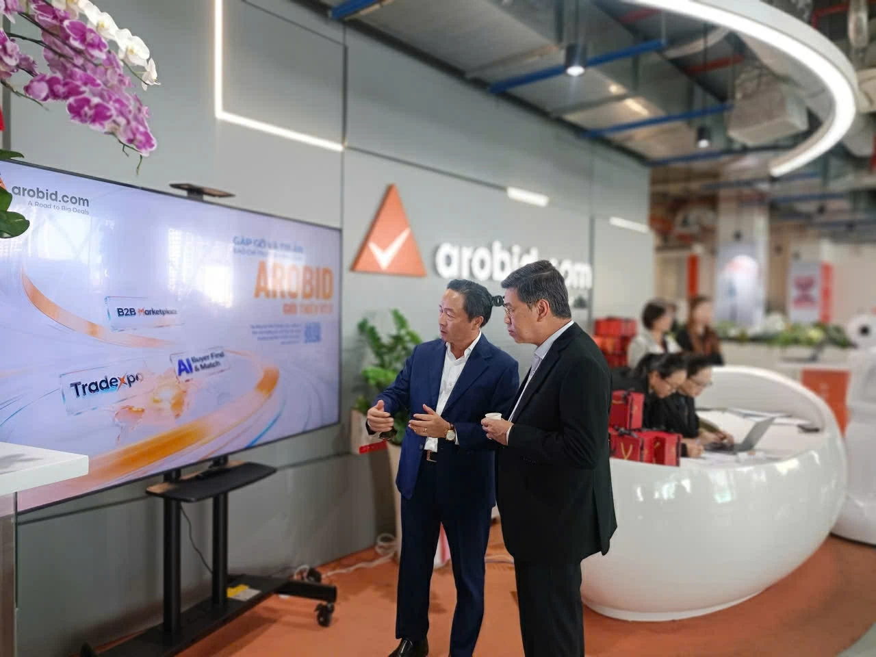 Arobid tung chiến lược 2.0, xây 'đường băng' thương mại số cho doanh nghiệp Việt Arobid tung chiến lược 2.0, xây 'đường băng' thương mại số cho doanh nghiệp Việt