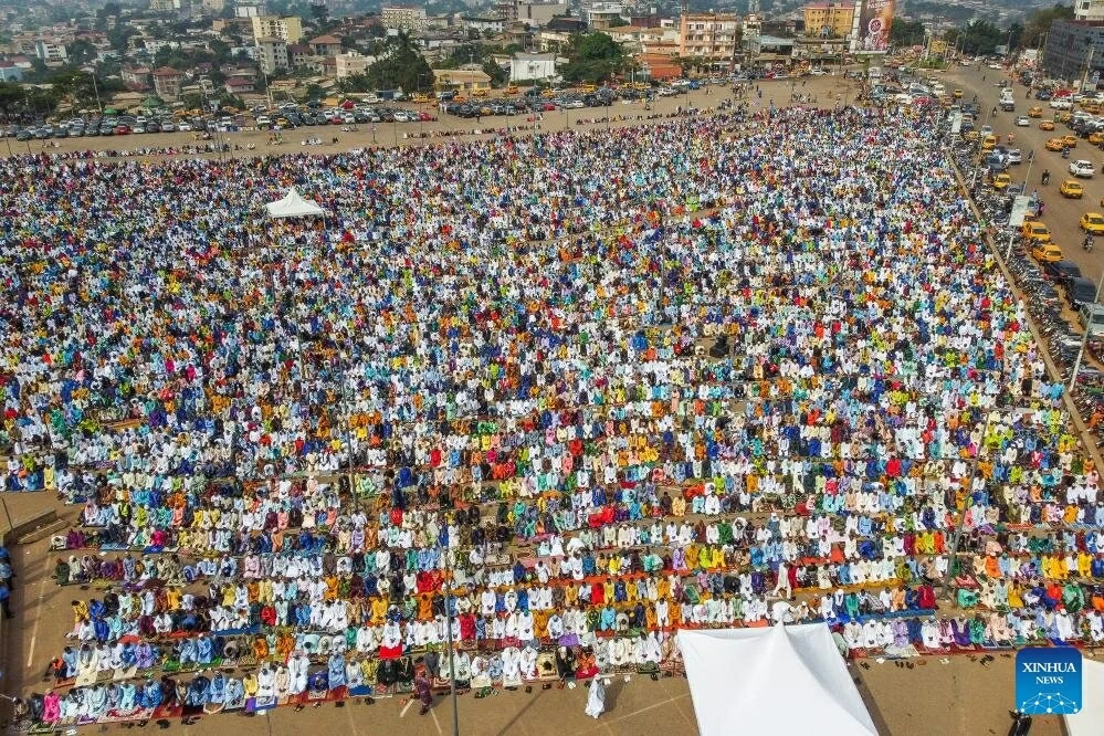Người Hồi giáo toàn cầu đón Eid al-Fitr trong bối cảnh nhiều khu vực bất ổn Người Hồi giáo toàn cầu đón Eid al-Fitr trong bối cảnh nhiều khu vực bất ổn