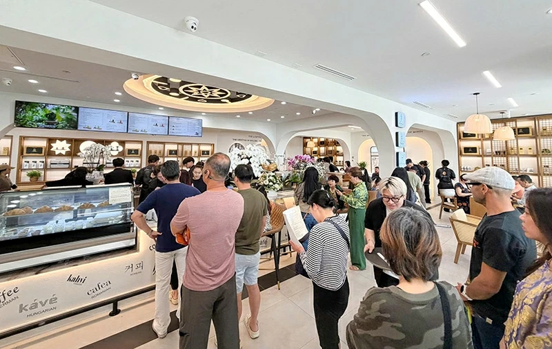 Trung Nguyên Legend liên tục sáng tạo và phụng sự cộng đồng trên Hành trình 30 năm phát triển Trung Nguyên Legend liên tục sáng tạo và phụng sự cộng đồng trên Hành trình 30 năm phát triển