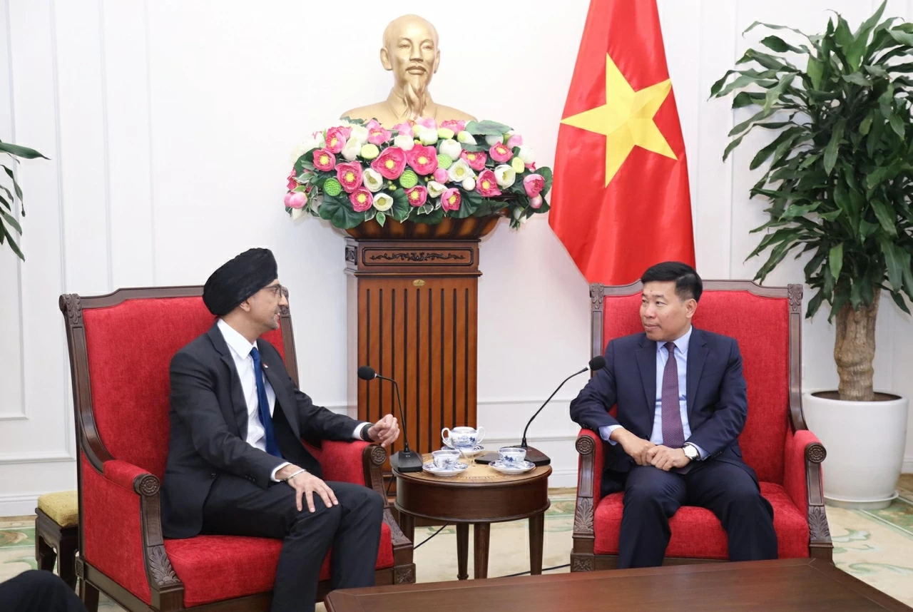 Thứ trưởng Nguyễn Mạnh Cường mong muốn thúc đẩy hợp tác song phương giữa hai nước. (Ảnh: Thành Long)