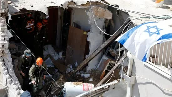 Mỹ đang theo đuổi chiến lược vừa đánh vừa đàm với Iran