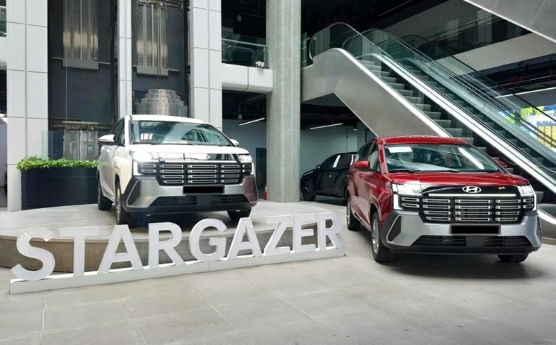 Những chiếc Hyundai Stargazer 2026 đầu tiên đã có mặt tại hệ thống đại lý. Những chiếc Hyundai Stargazer 2026 đầu tiên đã có mặt tại hệ thống đại lý.