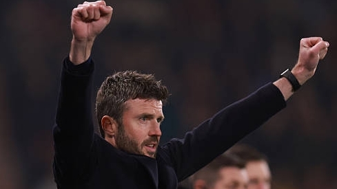 Sau vòng 31 Ngoại hạng Anh: Quỷ đỏ hưởng lợi từ cú sảy chân của hai 'ông lớn'