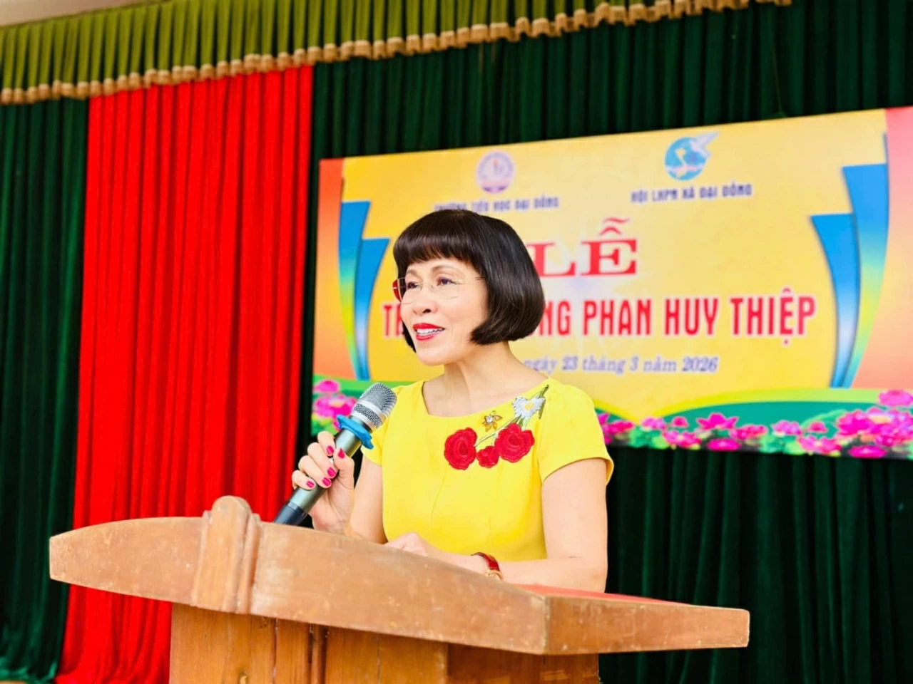 Kiều bào thành lập quỹ học bổng tri ân gia đình và quê hương