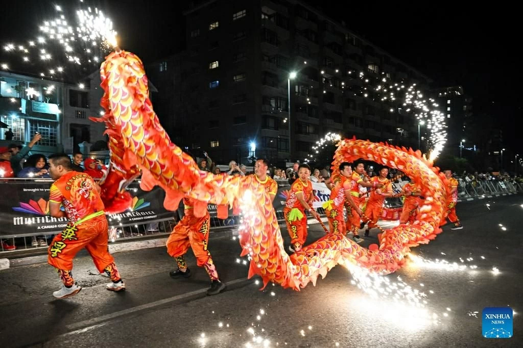 Văn hóa Trung Quốc nổi bật tại Lễ hội Carnival Cape Town 2026 Văn hóa Trung Quốc toả sáng tại Carnival Cape Town 2026
