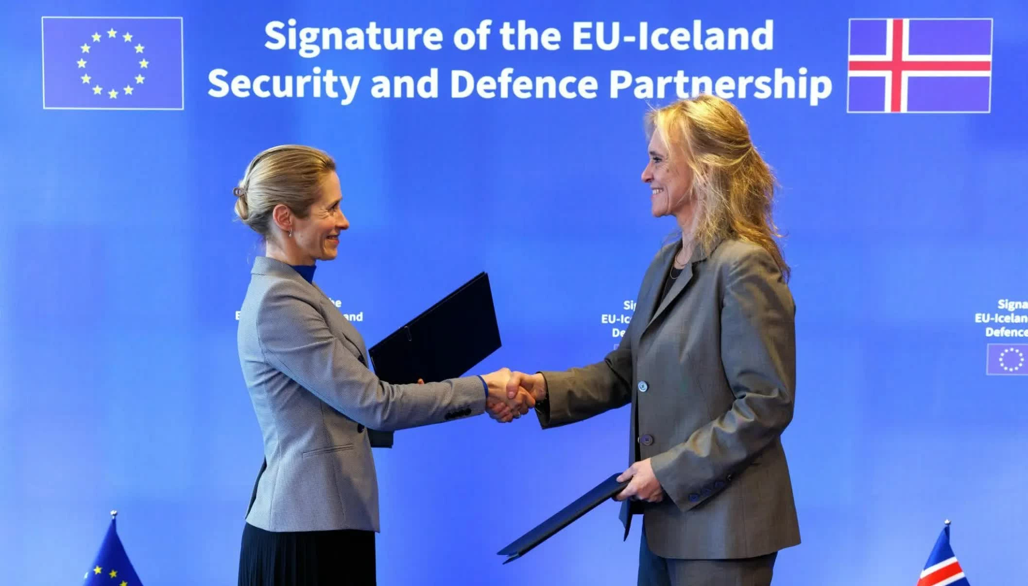 Iceland tái khởi động đàm phán gia nhập EU vì tham vọng của Tổng thống Trump thúc đẩy? Iceland tái khởi động đàm phán gia nhập EU vì tham vọng của Tổng thống Trump thúc đẩy?