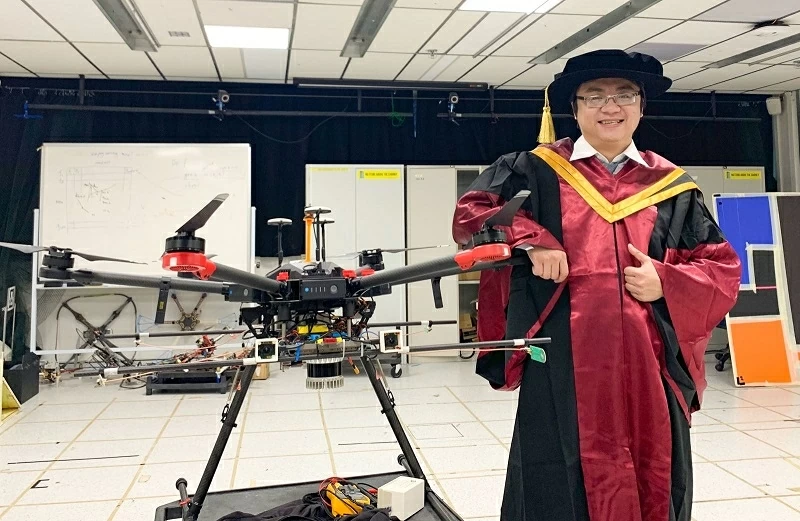 Khát vọng đóng góp cho khoa học nước nhà Khát vọng đóng góp cho khoa học nước nhà