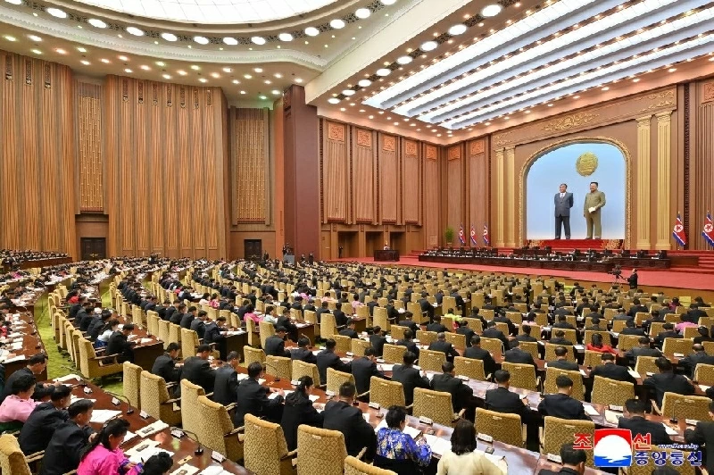 Quốc hội Triều Tiên thông qua sửa đổi Hiến pháp, Chủ tịch Kim Jong Un công bố kế hoạch mới liên quan an ninh