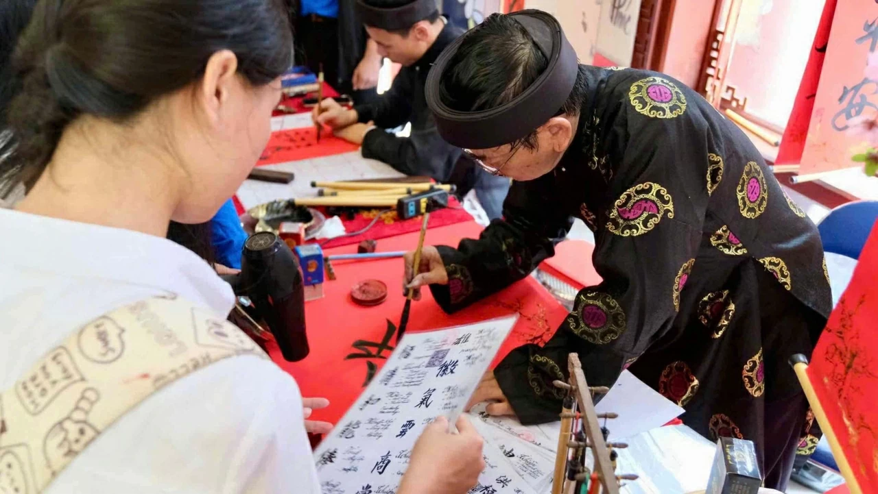Tự hào truyền thống 95 năm Đoàn TNCS Hồ Chí Minh: Tuổi trẻ lan tỏa giá trị văn hóa dân tộc Tự hào truyền thống 95 năm Đoàn TNCS Hồ Chí Minh: Tuổi trẻ lan tỏa giá trị văn hóa dân tộc