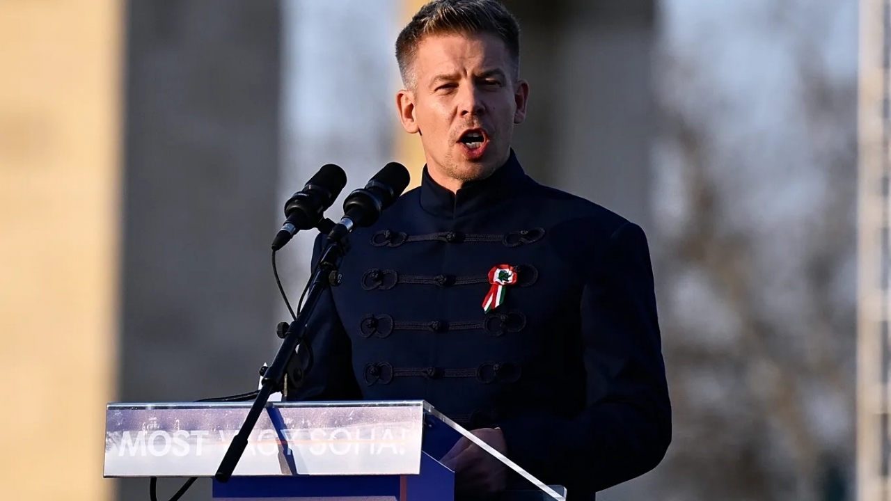 Lãnh đạo đối lập Hungary cáo buộc cơ quan tình báo nhắm vào đảng Tisza trước thềm bầu cử