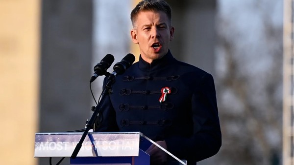 Lãnh đạo đối lập Hungary cáo buộc cơ quan tình báo nhắm vào đảng Tisza trước thềm bầu cử