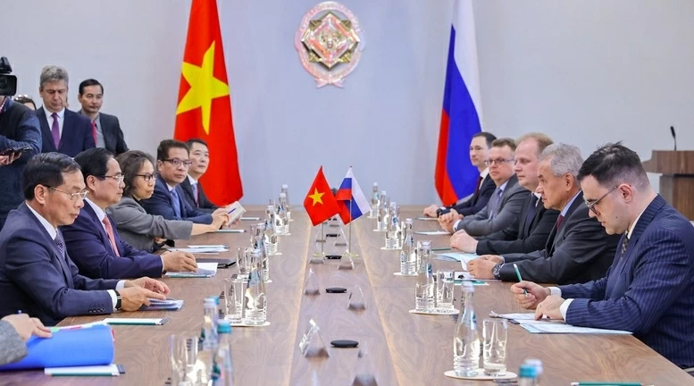 Thủ tướng Chính phủ Phạm Minh Chính gặp Thư ký Hội đồng An ninh Liên bang Nga