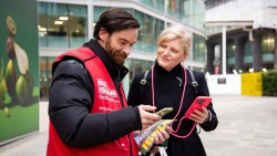 Anh: Giải pháp mở cánh cửa hòa nhập cho người yếu thế