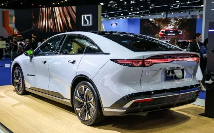 Khối động cơ điện trên Mazda 6e tạo ra công suất tối đa 258 mã lực.