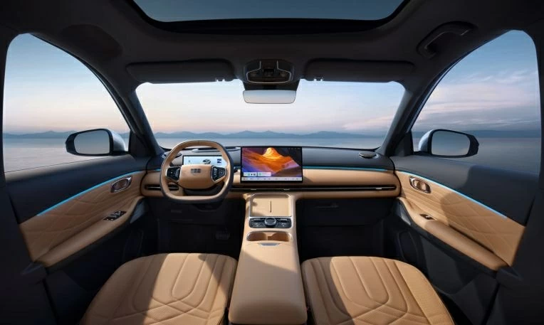 Khoang nội thất được phát triển hướng tới thực dụng và trải nghiệm người dùng. 