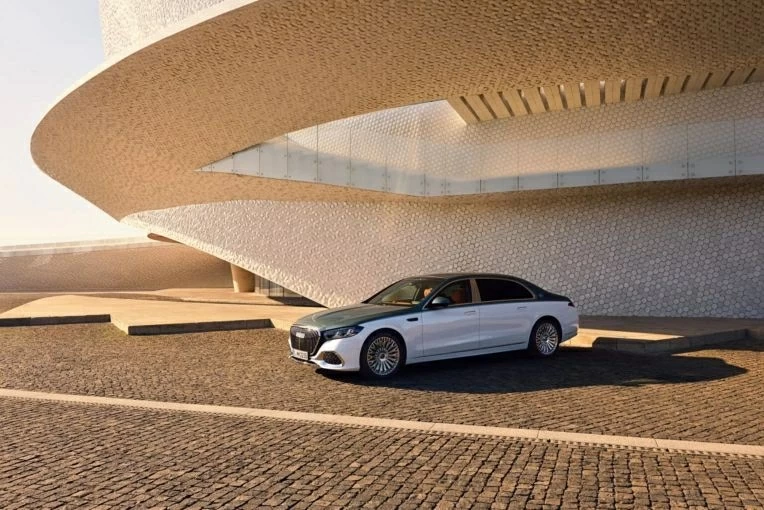 Một điểm đáng chú ý khác ở ngoại thất là bộ mâm rèn cao cấp. 