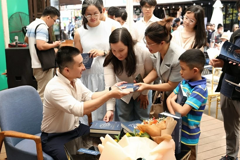 Hành trình tìm về cội nguồn từ một trải nghiệm sống