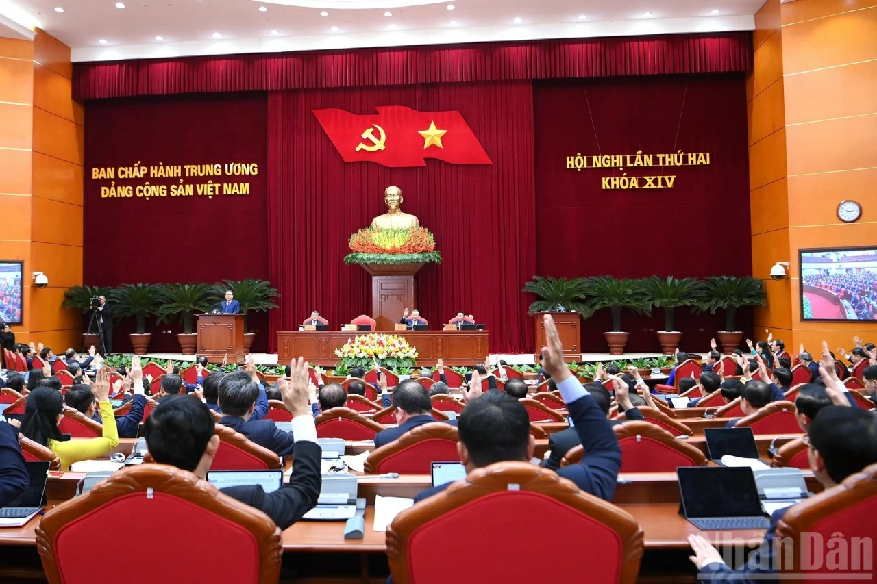 Thông báo Hội nghị lần thứ hai Ban Chấp hành Trung ương Đảng khóa XIV Thông báo Hội nghị lần thứ hai Ban Chấp hành Trung ương Đảng khóa XIV