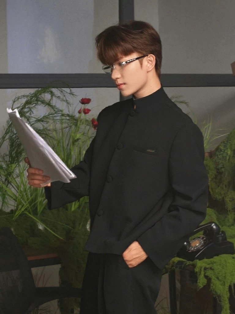 Người trẻ trước áp lực phải tỏa sáng và quyền được bình thường Người trẻ trước áp lực phải tỏa sáng và quyền được bình thường