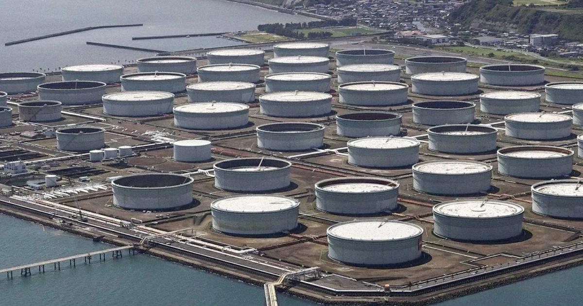 Tình hình Trung Đông: Nhật Bản bình ổn thị trường; Hàn Quốc thực hiện chiến dịch tiết kiệm; Singapore hoãn thu phụ phí nhiên liệu hàng không xanh Tình hình Trung Đông: Nhật Bản bình ổn thị trường; Hàn Quốc thực hiện chiến dịch tiết kiệm; Singapore hoãn thu phụ phí nhiên liệu hàng không xanh