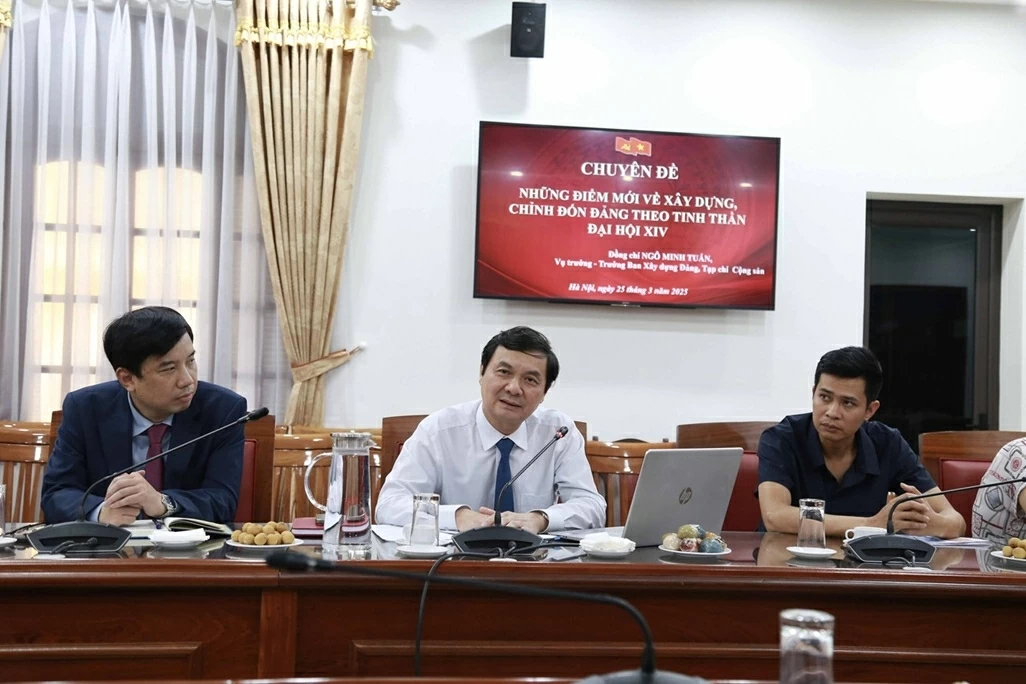 Chi bộ Báo Thế giới và Việt Nam sinh hoạt chuyên đề những điểm mới về xây dựng Đảng trong văn kiện Đại hội lần thứ XIV của Đảng