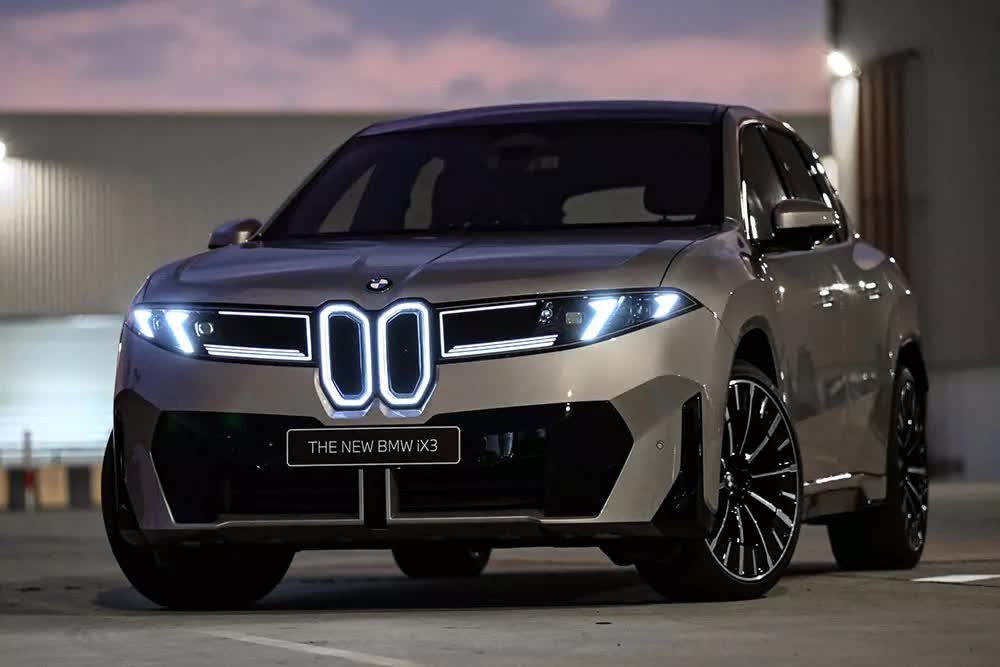 BMW iX3 thế hệ mới trình làng Đông Nam Á, giá từ 2,9 tỷ đồng