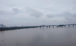 Hà Nội: Tạm dừng toàn bộ phương tiện qua cầu Long Biên sửa chữa đột xuất