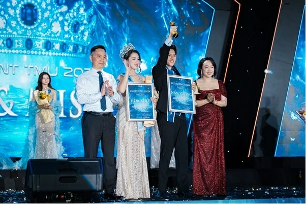 Sinh viên khoa Khách sạn du lịch đăng quang Nam vương Miss & Mister TMU 2026 Sinh viên khoa Khách sạn du lịch đăng quang Nam vương Miss & Mister TMU 2026