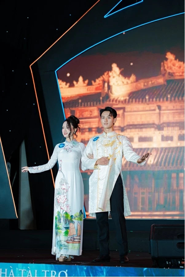 Sinh viên khoa Khách sạn du lịch đăng quang Nam vương Miss & Mister TMU 2026 Sinh viên khoa Khách sạn du lịch đăng quang Nam vương Miss & Mister TMU 2026