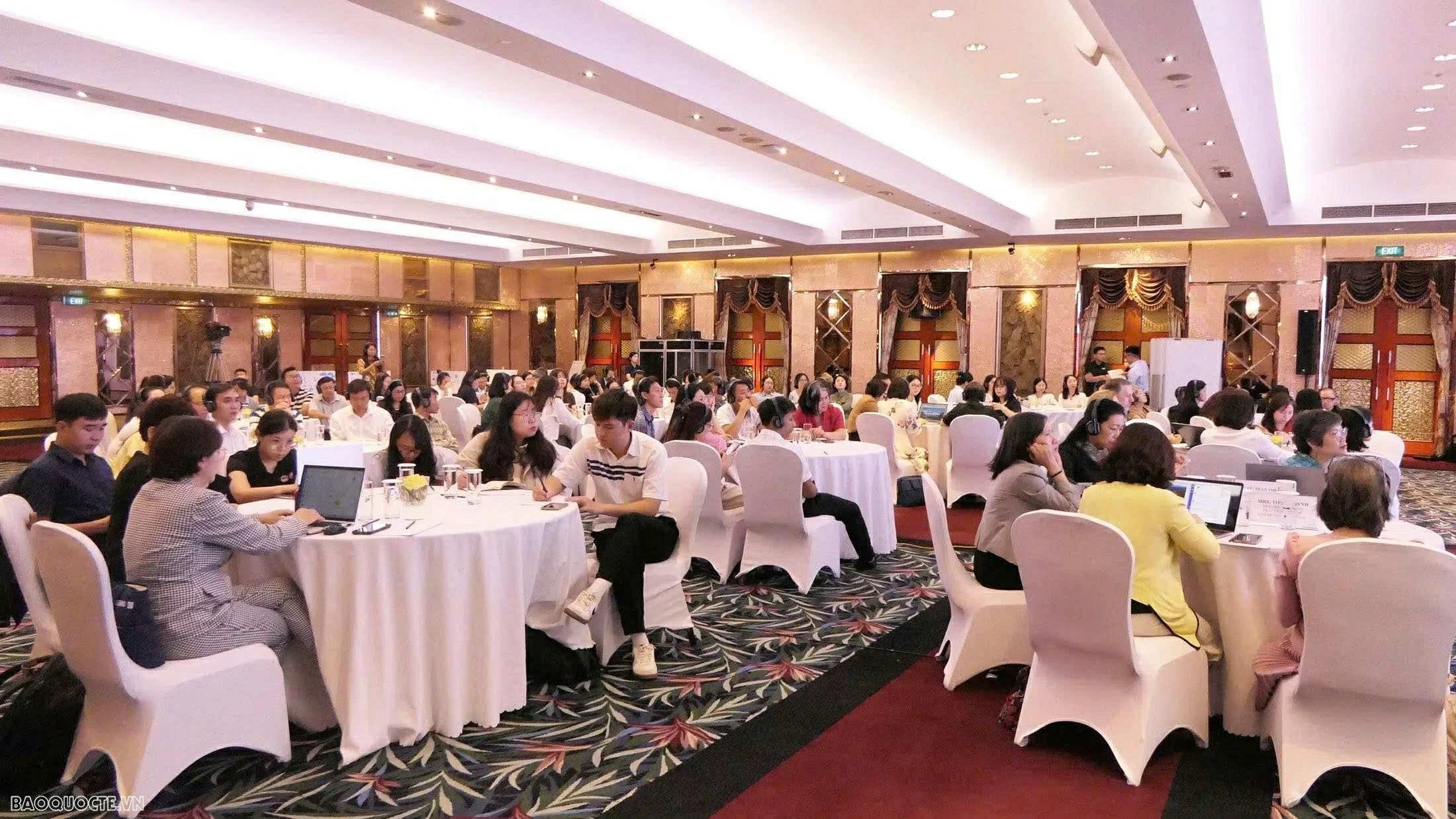 Chung tay nỗ lực chấm dứt bạo lực giới tại Việt Nam Chung tay nỗ lực chấm dứt bạo lực giới tại Việt Nam