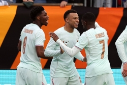 Mbappe áp sát kỷ lục ghi bàn của Giroud ở đội tuyển Pháp