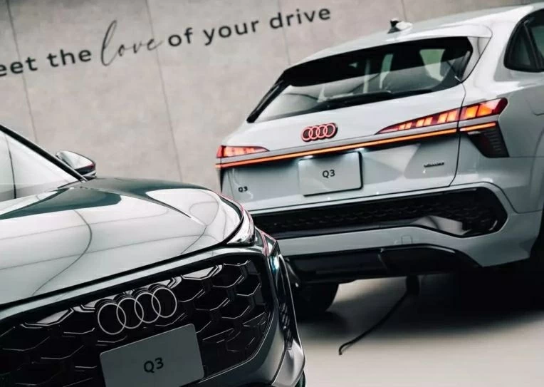 Về thiết kế ngoại thất, bản Tech Plus được trang bị gói thể thao S line đặc trưng. 