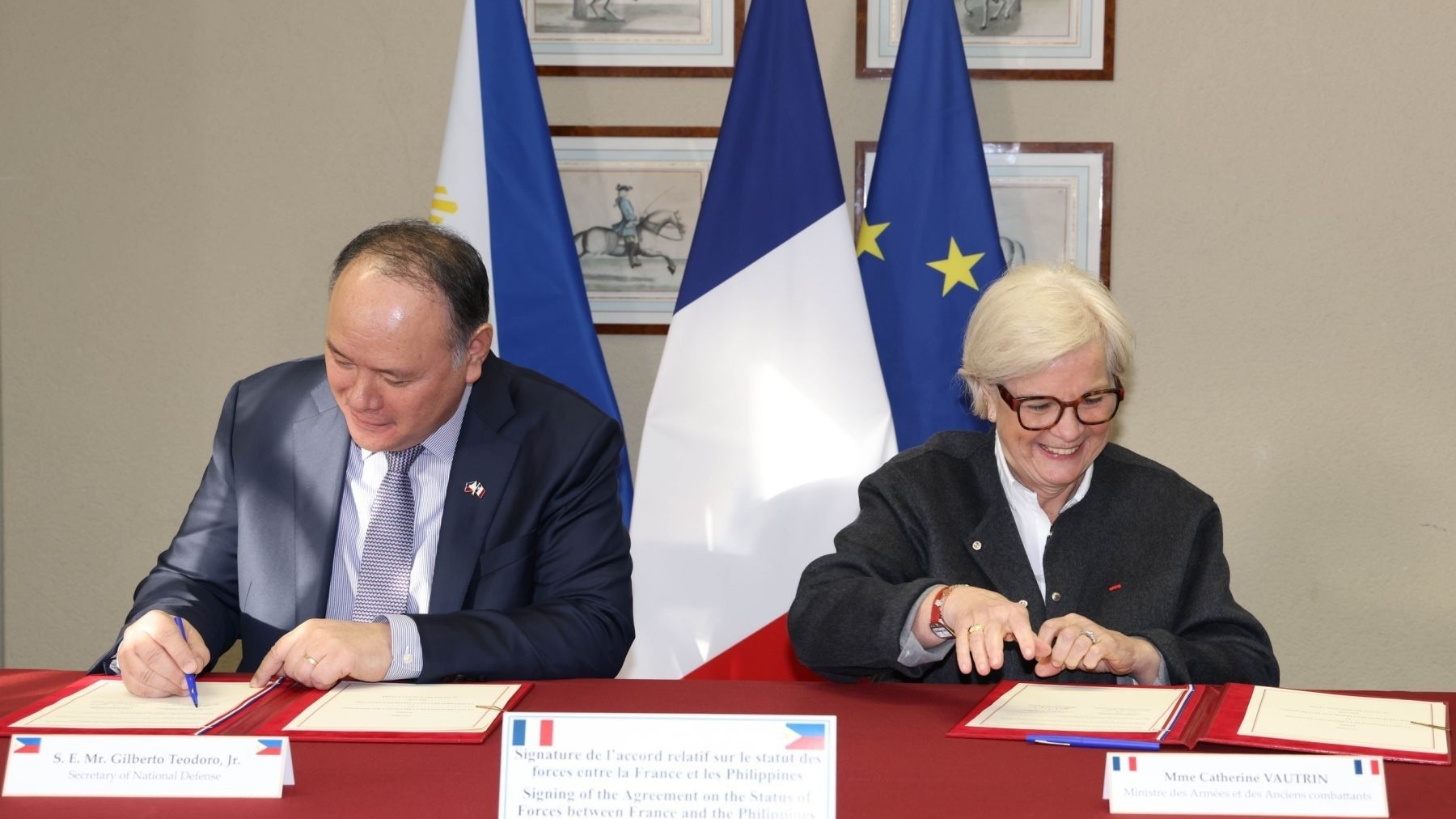 Pháp ký kết thỏa thuận thăm viếng quân sự với một quốc gia Đông Nam Á