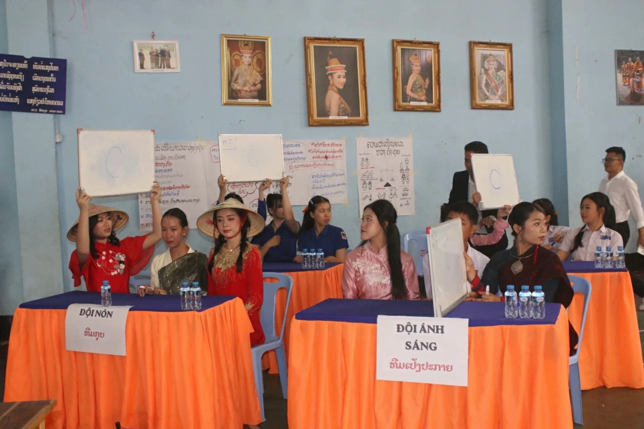 Tổng lãnh sự quán Việt Nam tại Luang Prabang lần đầy tiên tổ chức  Hội thi 'Em yêu tiếng Việt'
