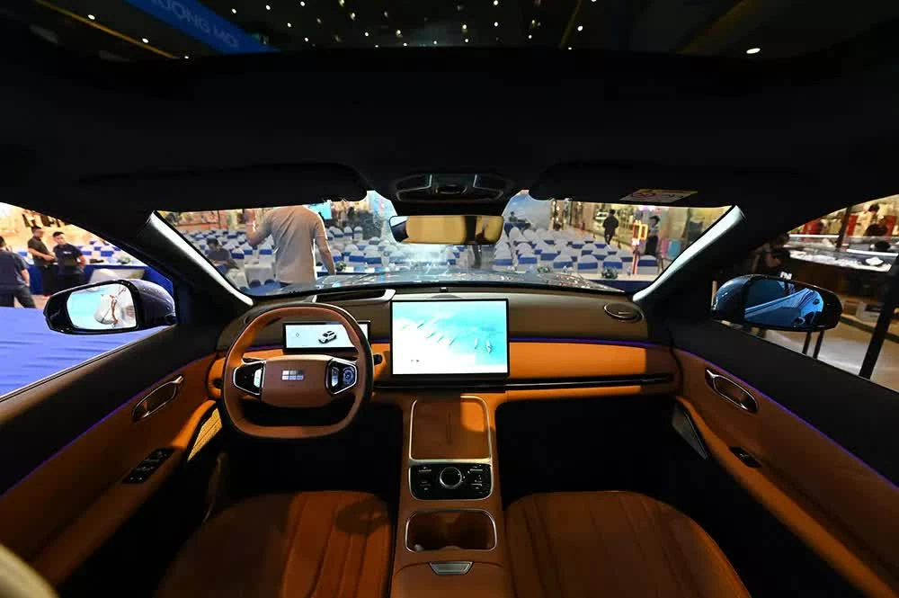 Khoang nội thất của EX5-EM-i theo đuổi phong cách tối giản. 