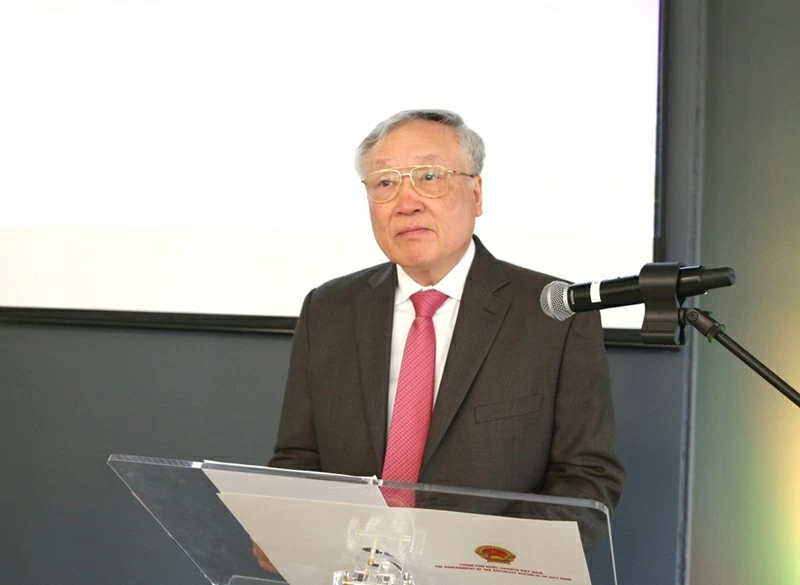 Phó Thủ tướng Thường trực Chính phủ Nguyễn Hòa Bình Phó Thủ tướng Thường trực Chính phủ Nguyễn Hòa Bình