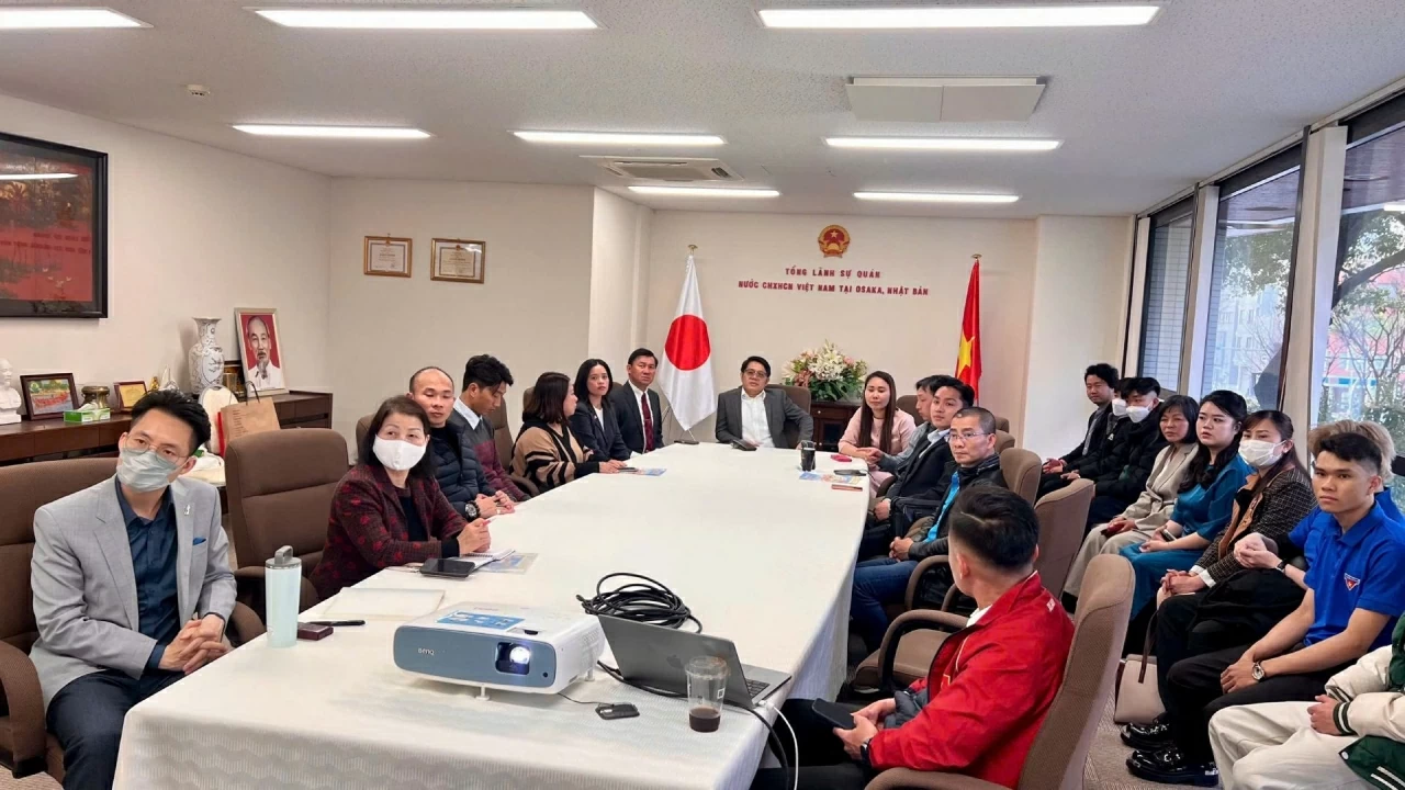 Bên cạnh các nội dung nghi thức, chương trình cũng là diễn đàn để các hội đoàn, tổ chức thanh niên trao đổi, chia sẻ nhiều ý kiến. 