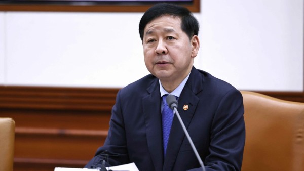 Hàn Quốc cân nhắc hạn chế xe cá nhân nếu giá dầu tiếp tục leo thang