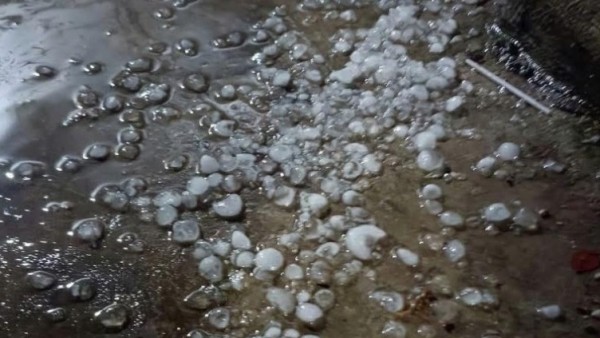 Sắp có đợt không khí lạnh mới, miền Bắc đề phòng mưa đá và gió giật mạnh