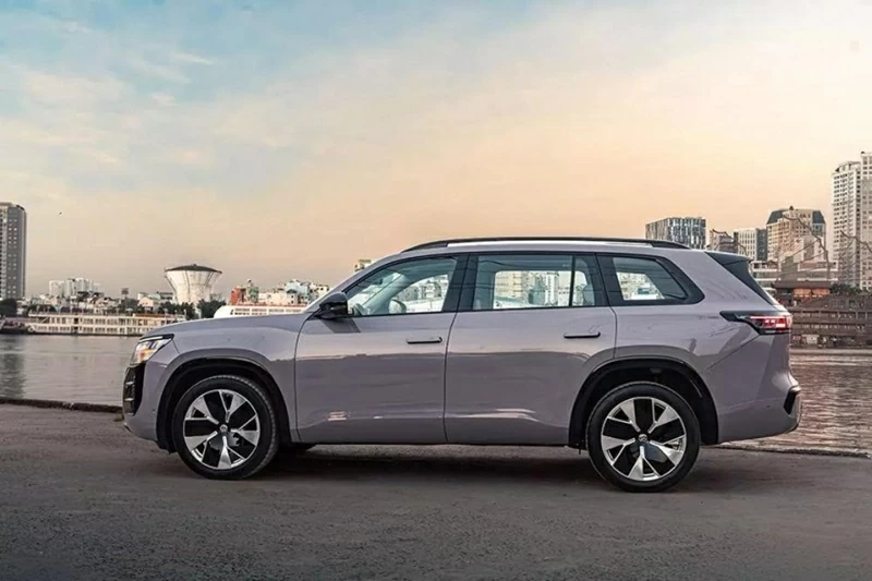Cận cảnh Volkswagen Teramont Pro vừa ra mắt tại Việt Nam, giá từ 2,799 tỷ đồng