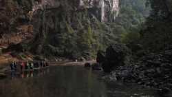 Báo quốc tế ngợi ca cảnh quan ngoạn mục đến siêu thực của hang Sơn Đoòng