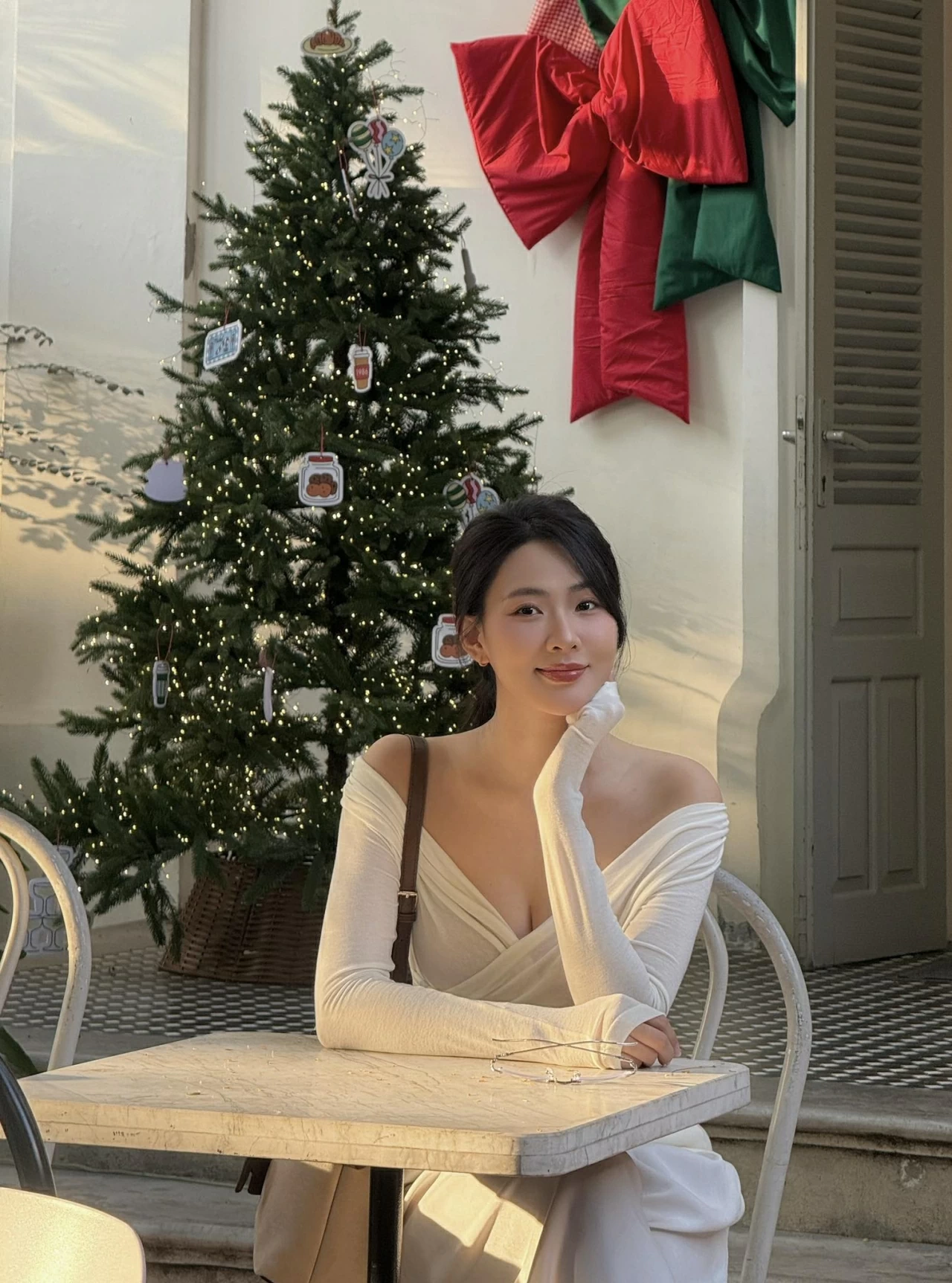 Ngẩn ngơ trước nhan sắc nữ chính phim Không giới hạn Minh Trang