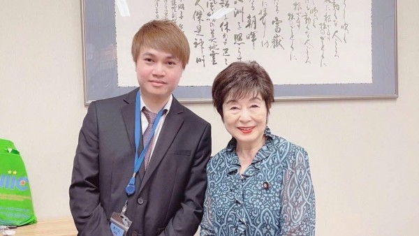 Khởi nghiệp từ số 0 nơi xứ người