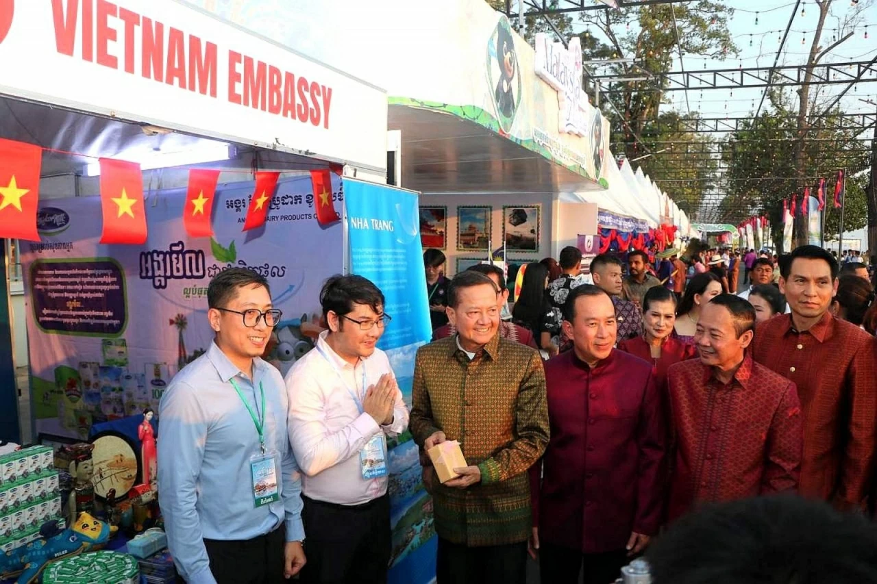Việt Nam tham gia Lễ hội Sông nước Campuchia 2026 tại tỉnh Kratie