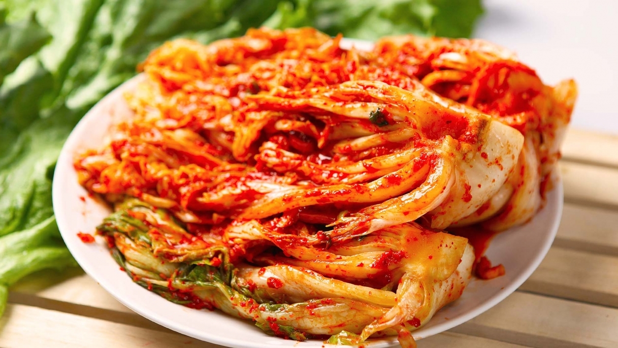 Vi khuẩn trong kimchi có khả năng ‘bắt’ vi nhựa
