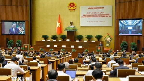 General Secretary To Lam attends national conference reviewing March general election