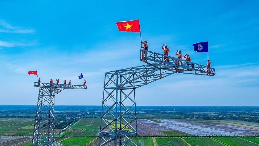 EVN quyết tâm bảo đảm cung ứng điện cho tăng trưởng kinh tế hai con số