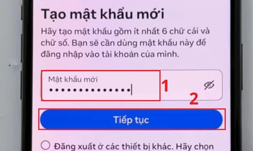 Tạo mật khẩu mới (ít nhất 6 ký tự) và nhấn Tiếp tục.