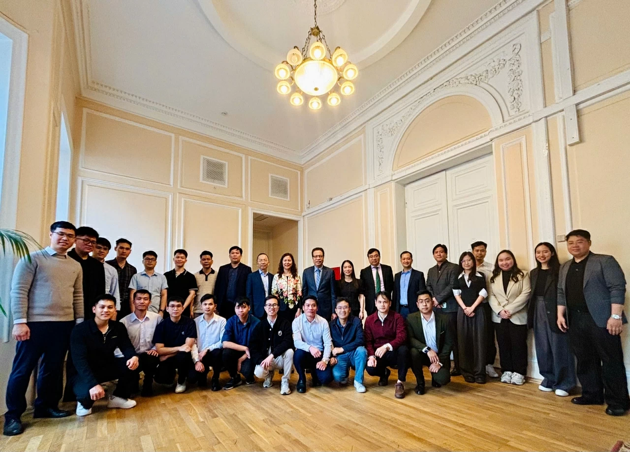 Kỷ niệm 65 năm Ngày truyền thống công tác Đảng ngoài nước: Thắp sáng khát vọng Việt Nam trên đất nước Nga Kỷ niệm 65 năm Ngày truyền thống công tác Đảng ngoài nước: Thắp sáng khát vọng Việt Nam trên đất nước Nga